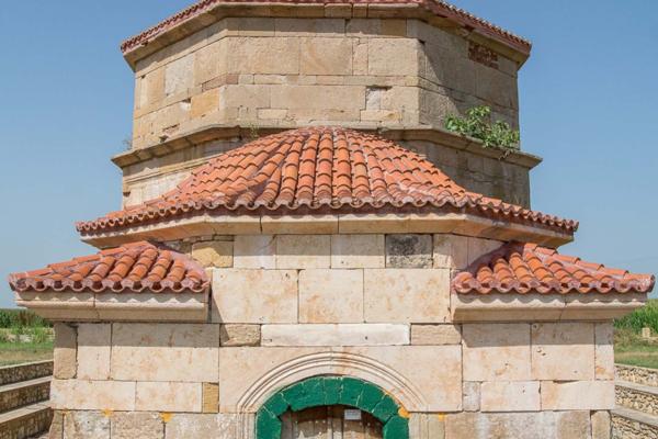 Tekke Kütüklü Baba, in Selino