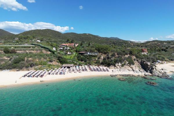 Sarakina, West Coast