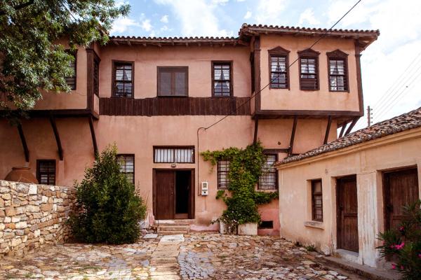 Abdera Mansions: Pamouktsoglou - Kizlaridis