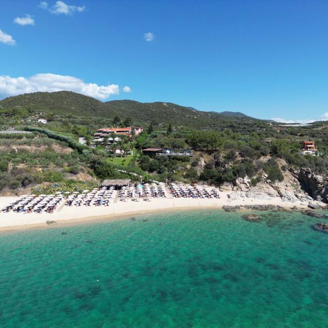 Sarakina, West Coast