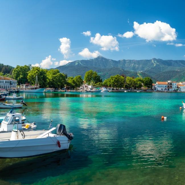 Limenas, Limenaria, Potos. Shopping and nightlife.