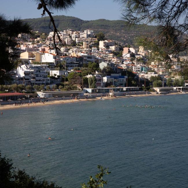 Kalamitsa Coast within the city